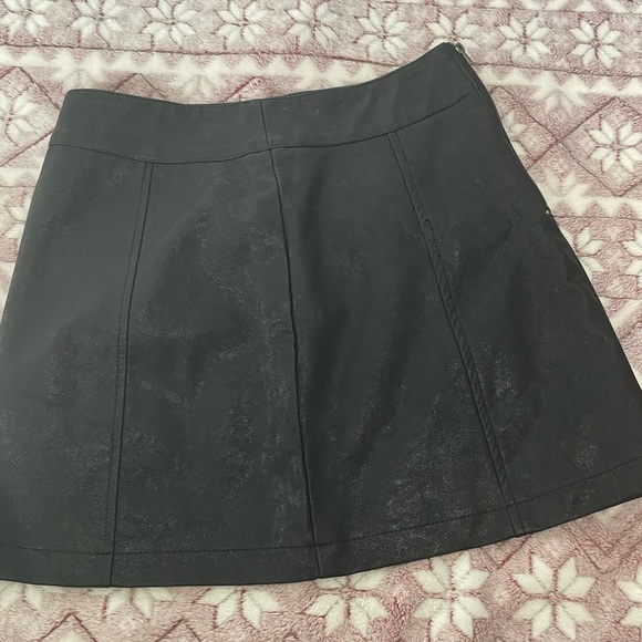 Summer Clothing Lot, Size Small - Picture 6 of 14